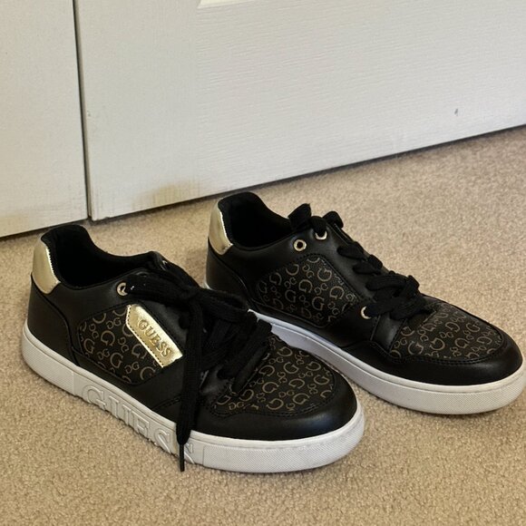 GUESS black and gold Shoes - Picture 4 of 5